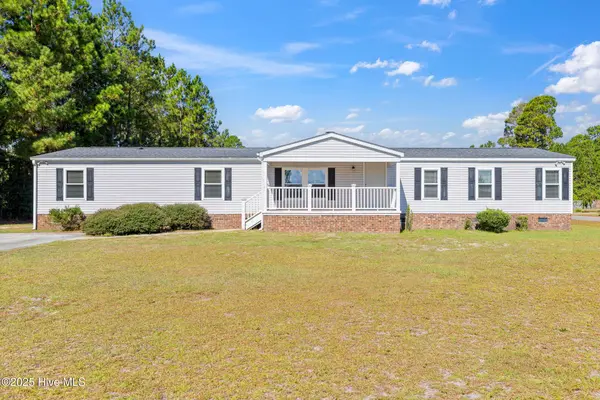 232 Hearthside DR, Rocky Point, NC 28457