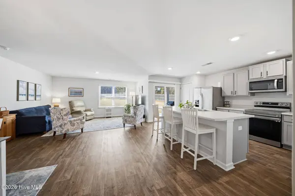 141 Fresh Air DR, Hampstead, NC 28443