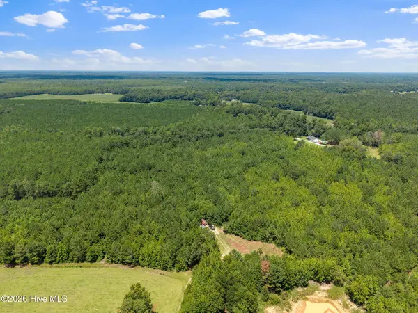 5690 Caroline Jones RD NE, Winnabow, NC 28479