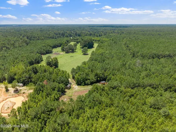 5690 Caroline Jones RD NE, Winnabow, NC 28479