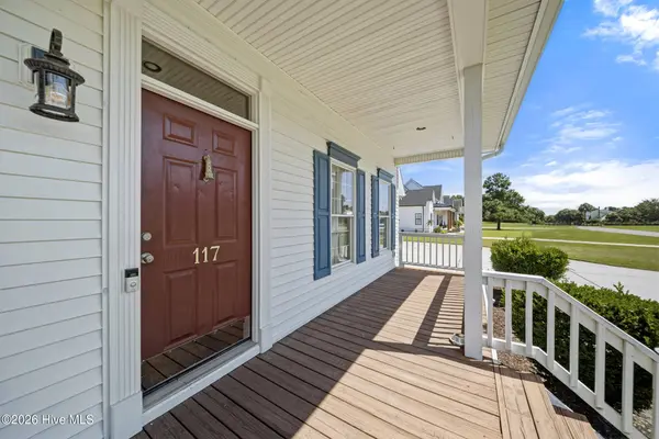117 Middle Point RD, Hampstead, NC 28443