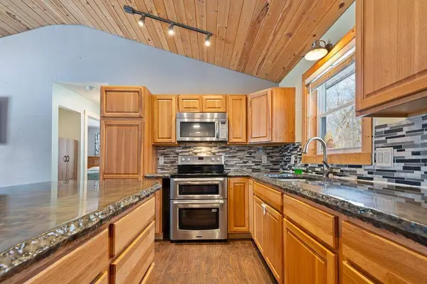 51460 189th AVE, Mcgregor, MN 55760