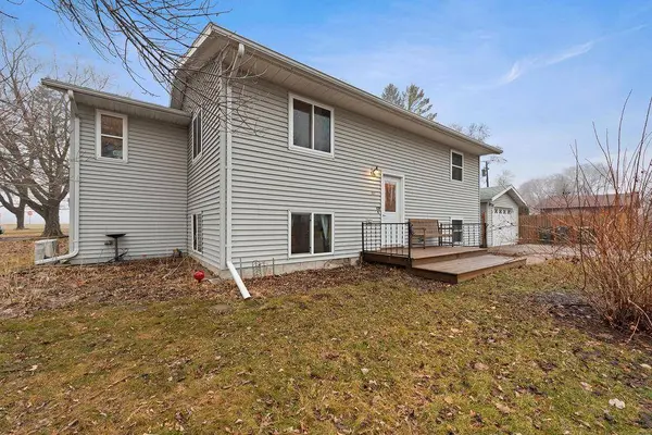 331 Western AVE S, Watkins, MN 55389