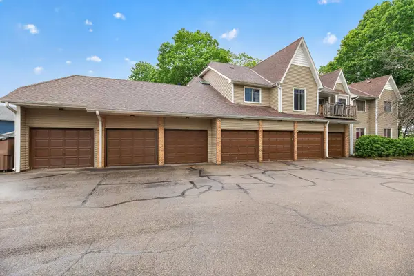 4664 Tower ST SE #212, Prior Lake, MN 55372