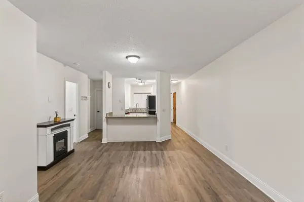 4664 Tower ST SE #212, Prior Lake, MN 55372