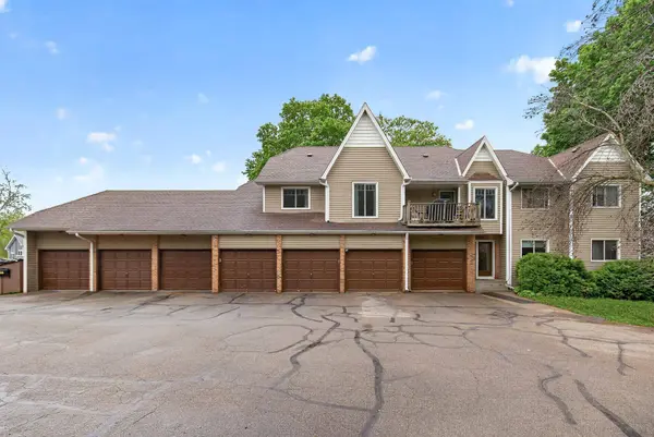 4664 Tower ST SE #212, Prior Lake, MN 55372