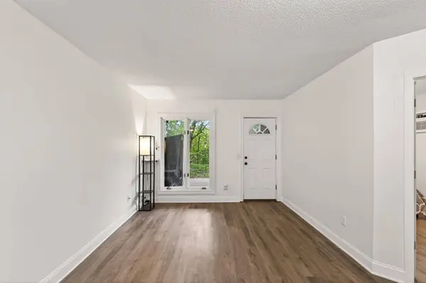 4664 Tower ST SE #212, Prior Lake, MN 55372