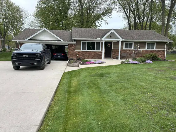38890 Hamon St, Harrison Twp, MI 48045-2109