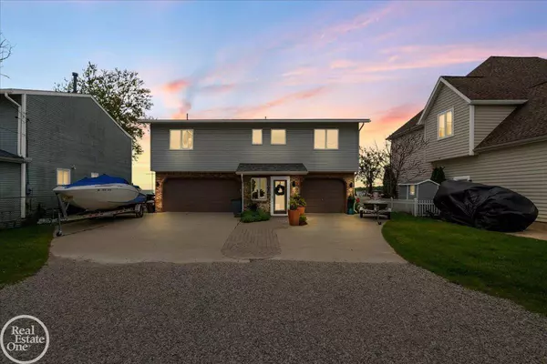 7860 Belle Brae Lane, Ira, MI 48023