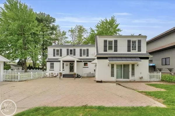 28800 Old North River Road, Harrison Twp, MI 48045