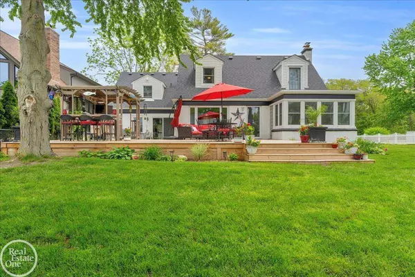 28800 Old North River Road, Harrison Twp, MI 48045