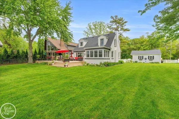 28800 Old North River Road, Harrison Twp, MI 48045