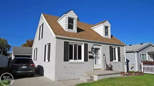 28741 Essex Street, Roseville, MI 48066