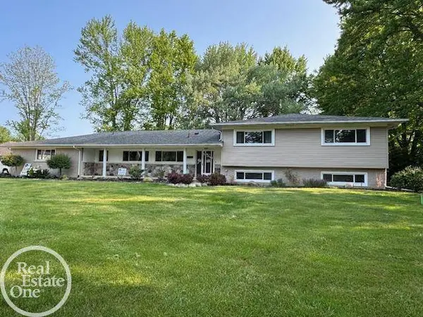 6026 Via Toscana Street, Troy, MI 48085
