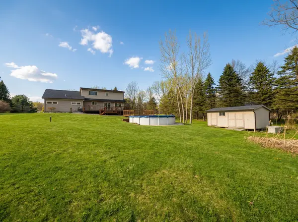 71650 Eldred Rd, Bruce Twp, MI 48065-3612