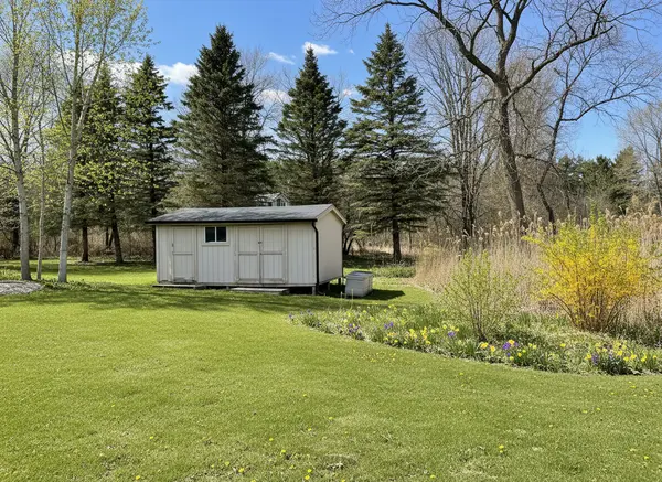 71650 Eldred Rd, Bruce Twp, MI 48065-3612