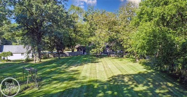 49730 Shelby Road, Shelby Twp, MI 48317