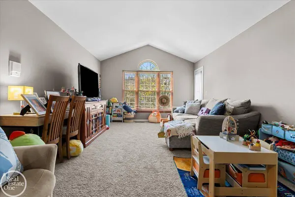 56588 Scotland Boulevard, Shelby Twp, MI 48316