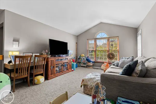 56588 Scotland Boulevard, Shelby Twp, MI 48316