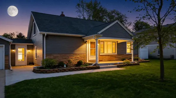 47840 Greenview Rd, Shelby Twp, MI 48317-2834