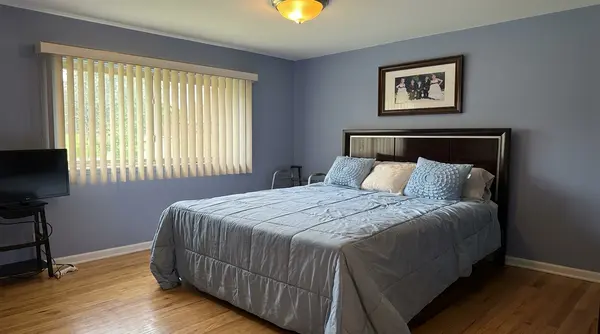 47851 Goldridge Ln, Macomb, MI 48044-2423