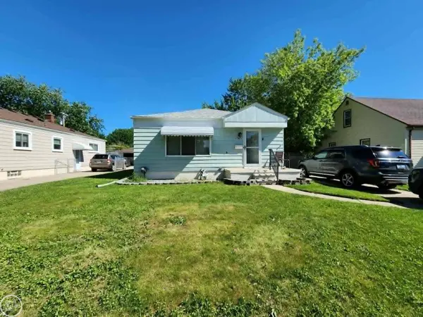 17901 Peters Street, Roseville, MI 48066