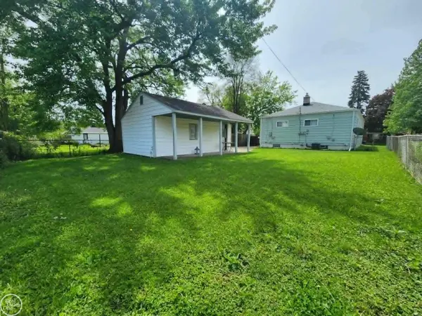 17901 Peters Street, Roseville, MI 48066