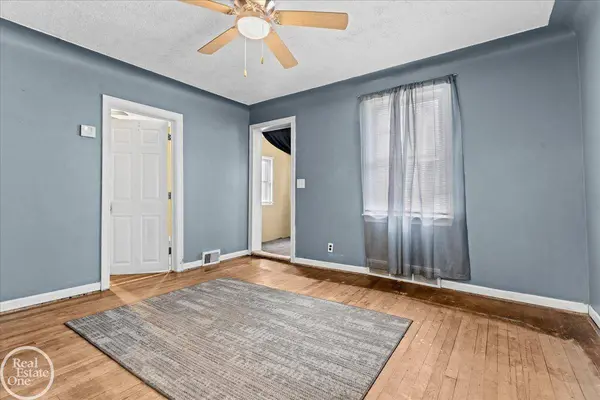 3547 Alvina Avenue, Warren, MI 48091
