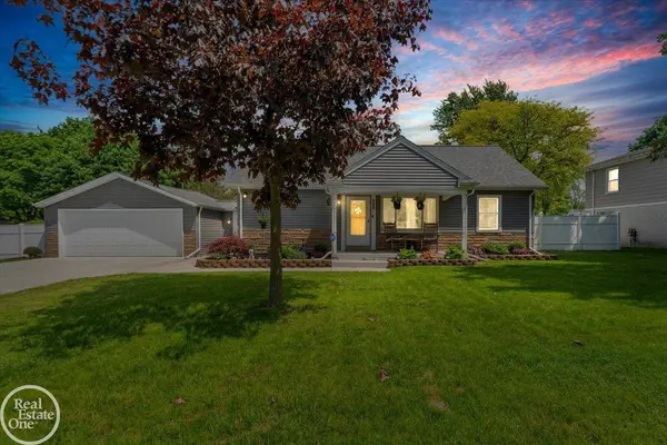 47840 Greenview Road, Shelby Twp, MI 48317