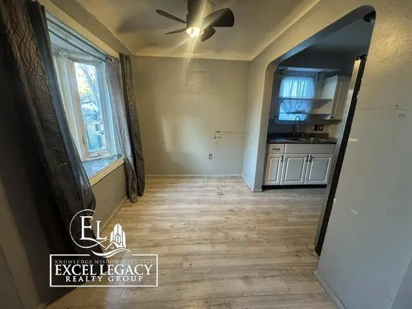 8219 Standard Street, Center Line, MI 48015