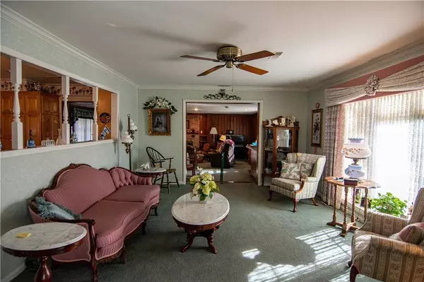 111 N Edgewood DR, Coffeyville, KS 67337