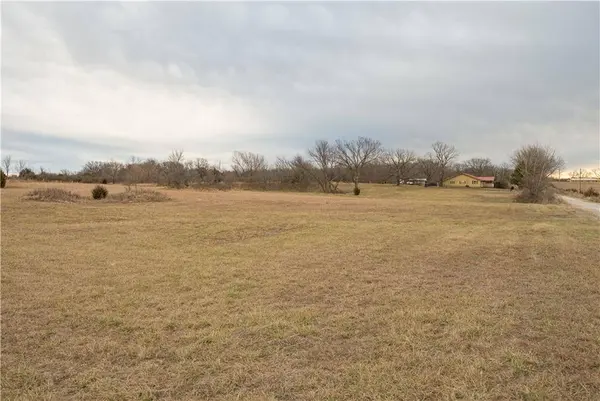 6237 Ew 3 RD, Wann, OK 74083