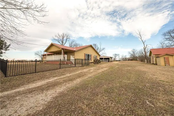 6237 Ew 3 RD, Wann, OK 74083