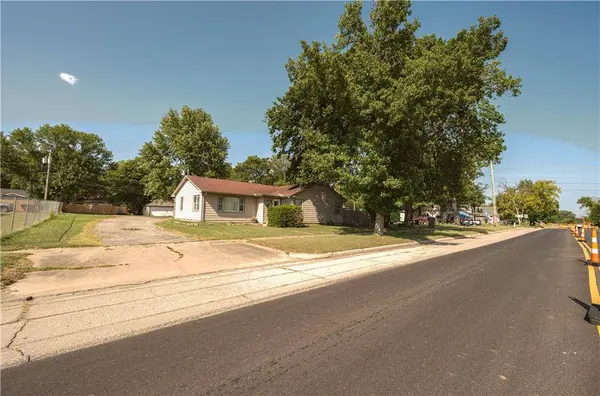 216 Main ST