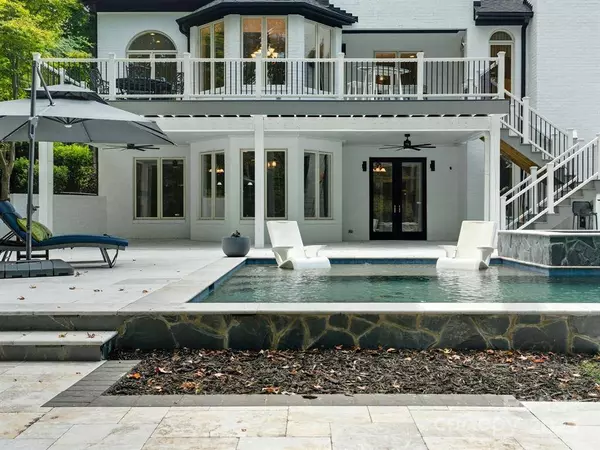 1001 Berwick Ct, Marvin, NC 28173-6550