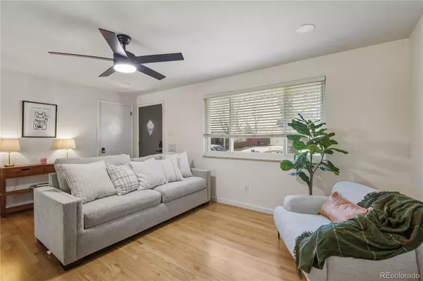 5126 Hoyt ST, Arvada, CO 80002