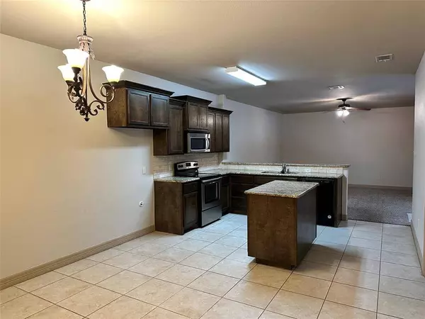 6913 Jack Finney Boulevard, Greenville, TX 75402