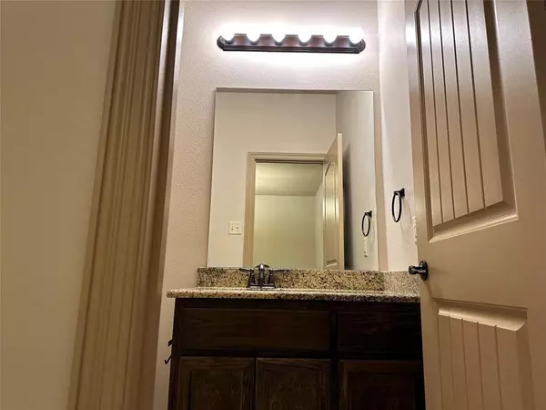 6913 Jack Finney Boulevard, Greenville, TX 75402