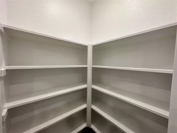 7817 Ashwood Drive, Greenville, TX 75402