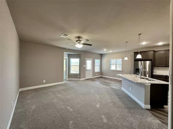 7817 Ashwood Drive, Greenville, TX 75402