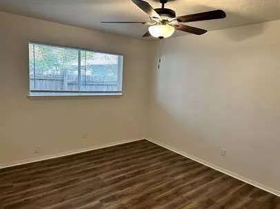 2002 Washington Street #1, Commerce, TX 75428