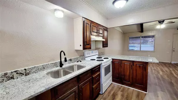 400 Bill Bradford #13, Sulphur Springs, TX 75482