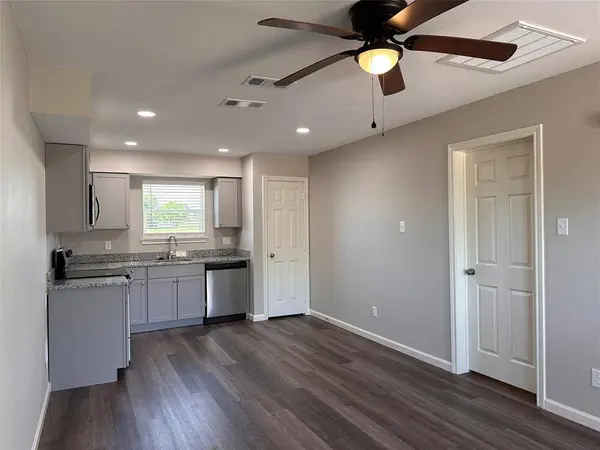 11015 W Interstate Highway 30 #1, Cumby, TX 75433