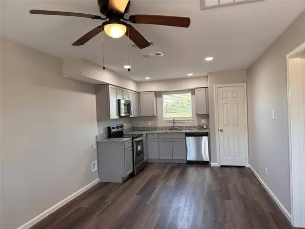 11015 W Interstate Highway 30 #1, Cumby, TX 75433