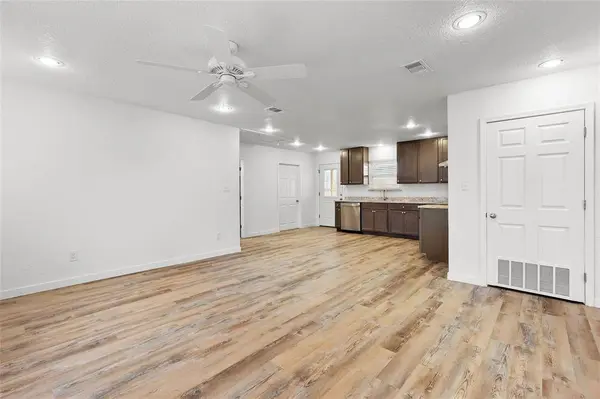 6934 Simmons, Lone Oak, TX 75453