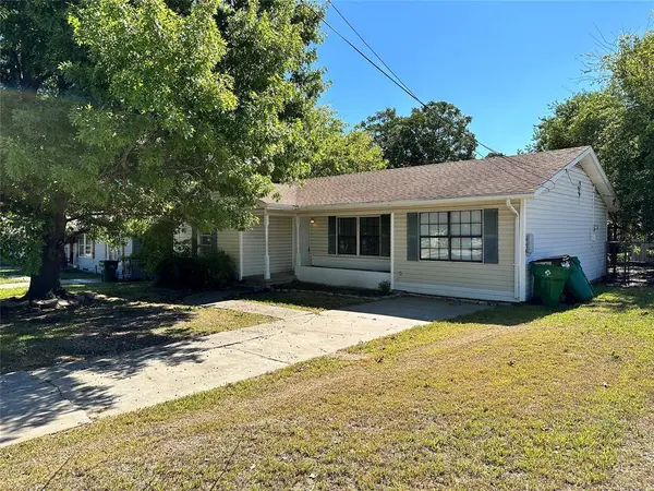 3211 Poplar Street, Greenville, TX 75402