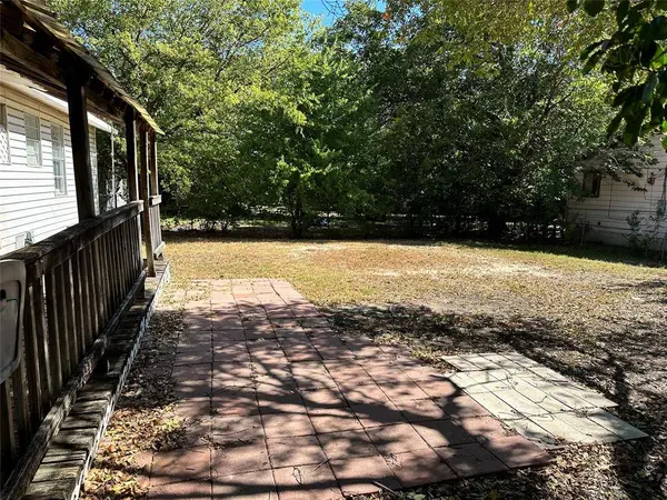 3211 Poplar Street, Greenville, TX 75402