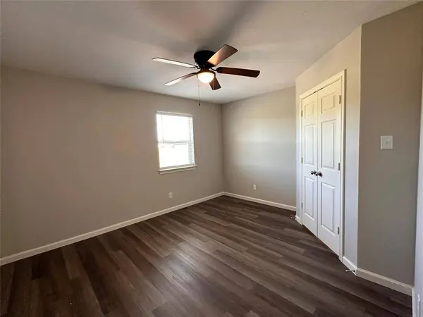 11015 W Interstate Highway 30 #6, Cumby, TX 75433