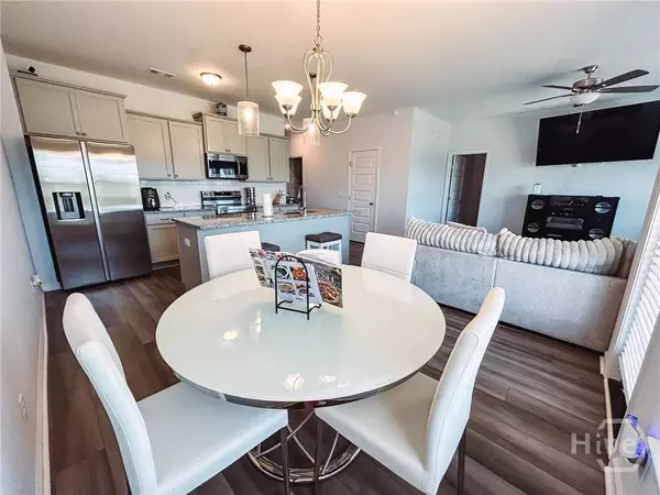 1667 SE Arnold Dr, Allenhurst, GA 31301