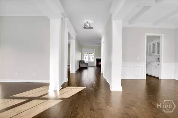 75 Redwall CIR, Savannah, GA 31407